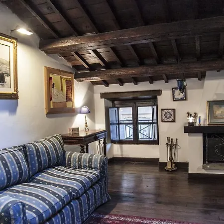 Via Giulia Dreamy Attic